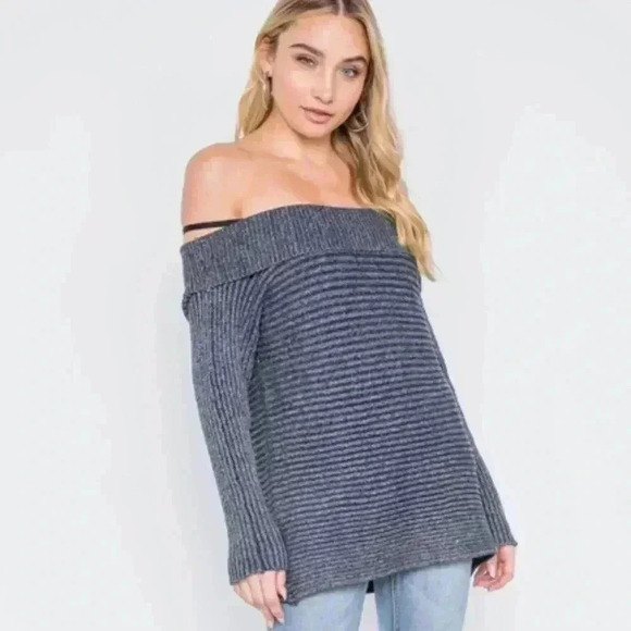 Navy Knit Sweater - Picture 3 of 4